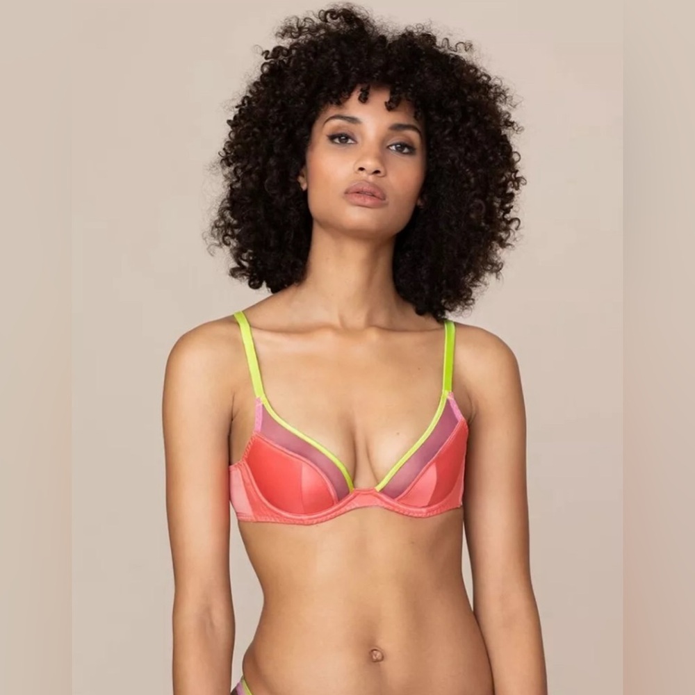 Agent Provocateur - Picture 3 of 11